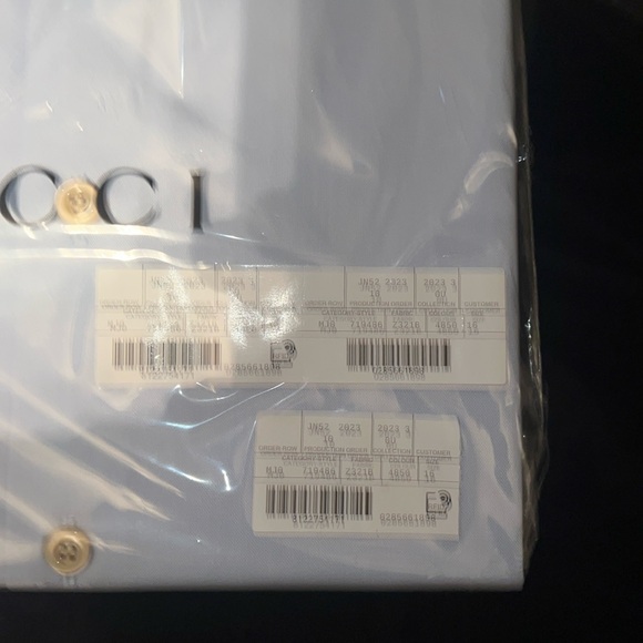 GUCCI Uniform Blue Men's Button Down Dress Shirt Size 41-16 (M) - Picture 2 of 5